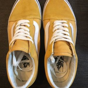 Women’s 6.5 Yellow Suede Toe Vans